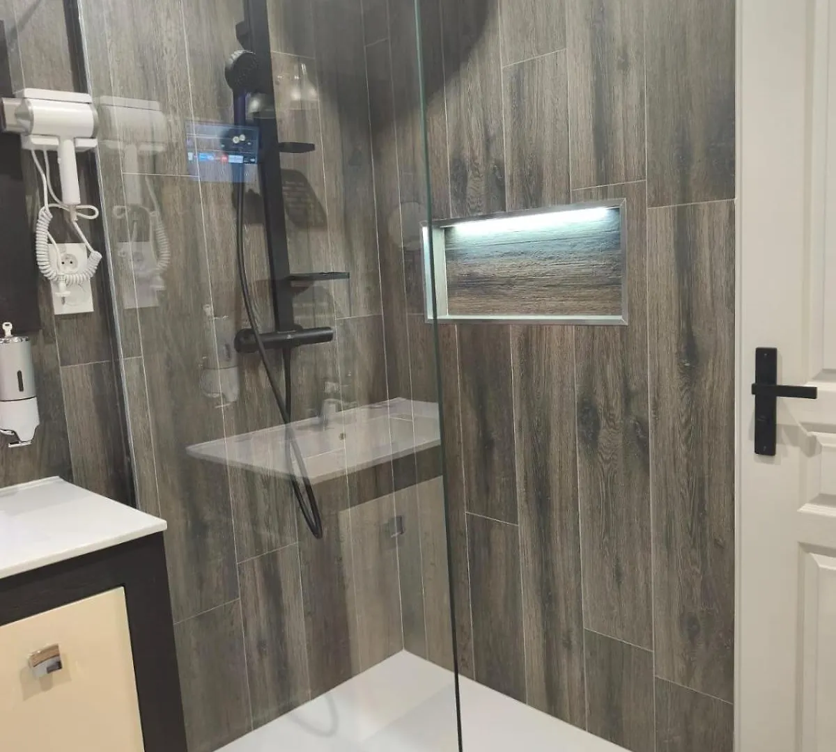 Apartmán Pause Romantique Avec Spa Yenne